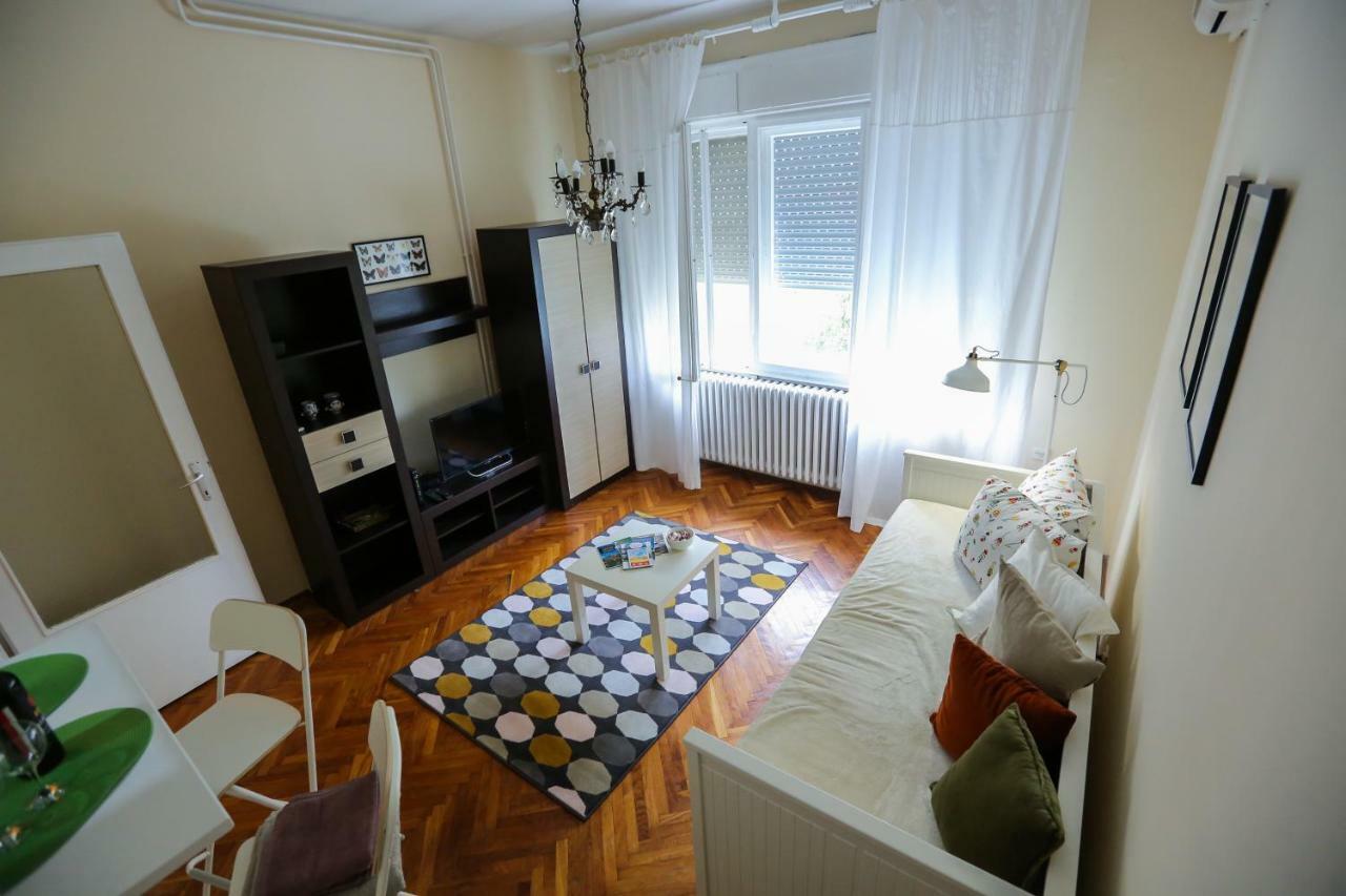Studio Jasna Novi Sad Esterno foto